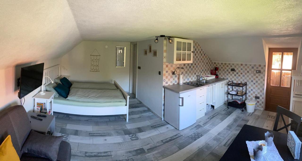 Apartma Obrh Шмариешке Топлице Екстериор снимка