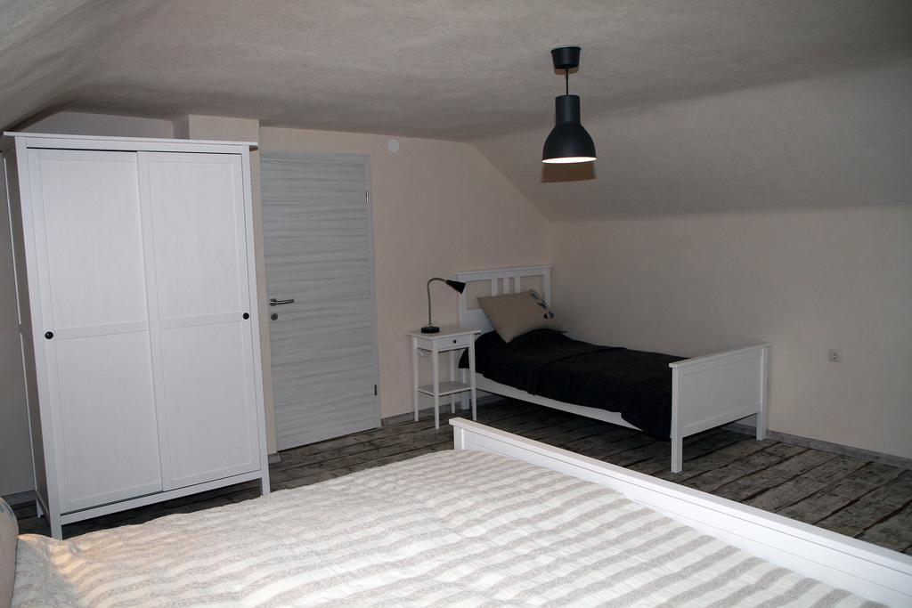 Apartma Obrh Шмариешке Топлице Екстериор снимка