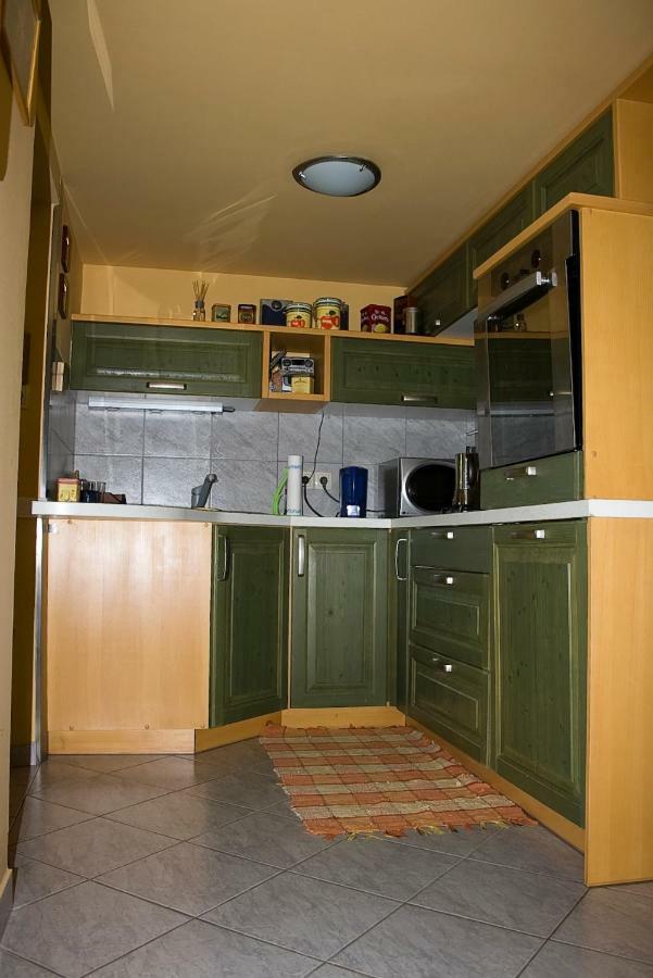 Apartma Obrh Шмариешке Топлице Екстериор снимка